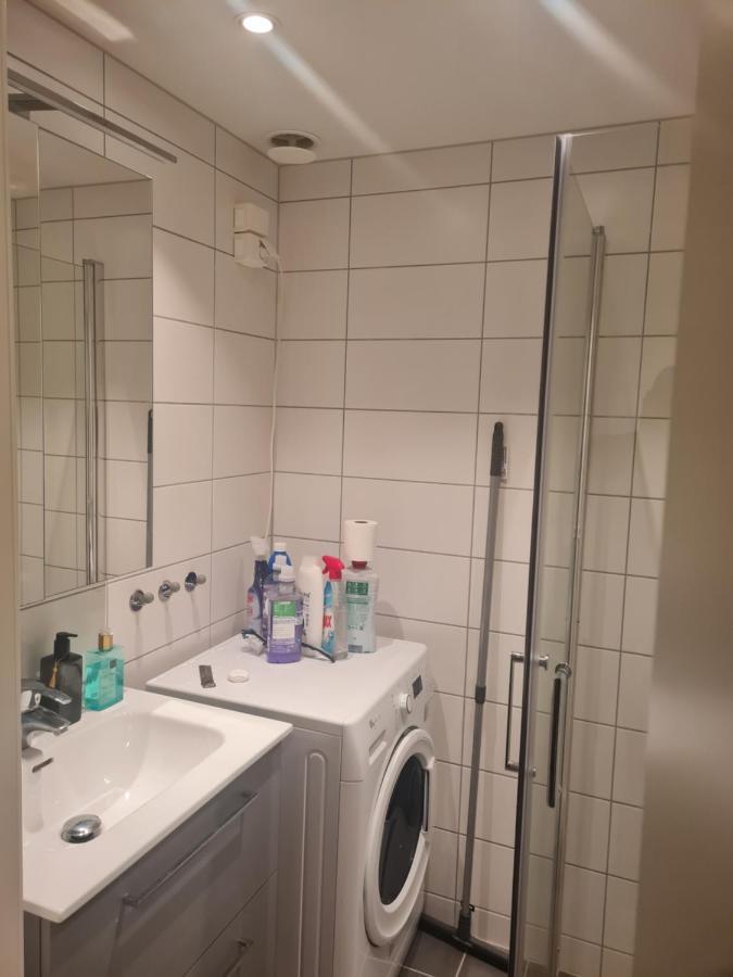 Privat Room In Shared 3 Rooms Apartment Manglerud Осло Екстер'єр фото