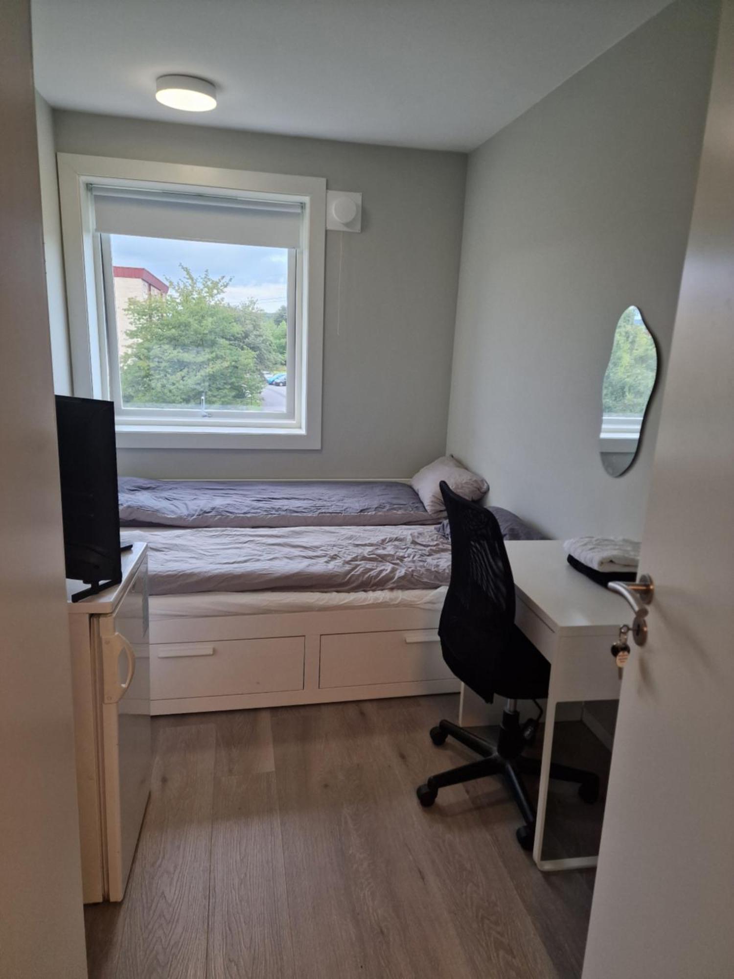 Privat Room In Shared 3 Rooms Apartment Manglerud Осло Екстер'єр фото
